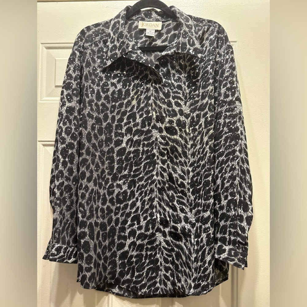Beautiful Exotic “ Jordon” Silk Tiger Long Sleeve Blouse